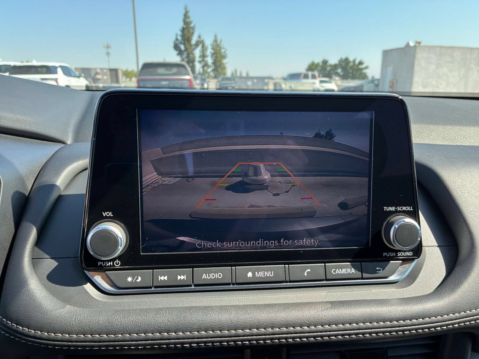 Used 2026 Nissan Rogue SV FWD image 25