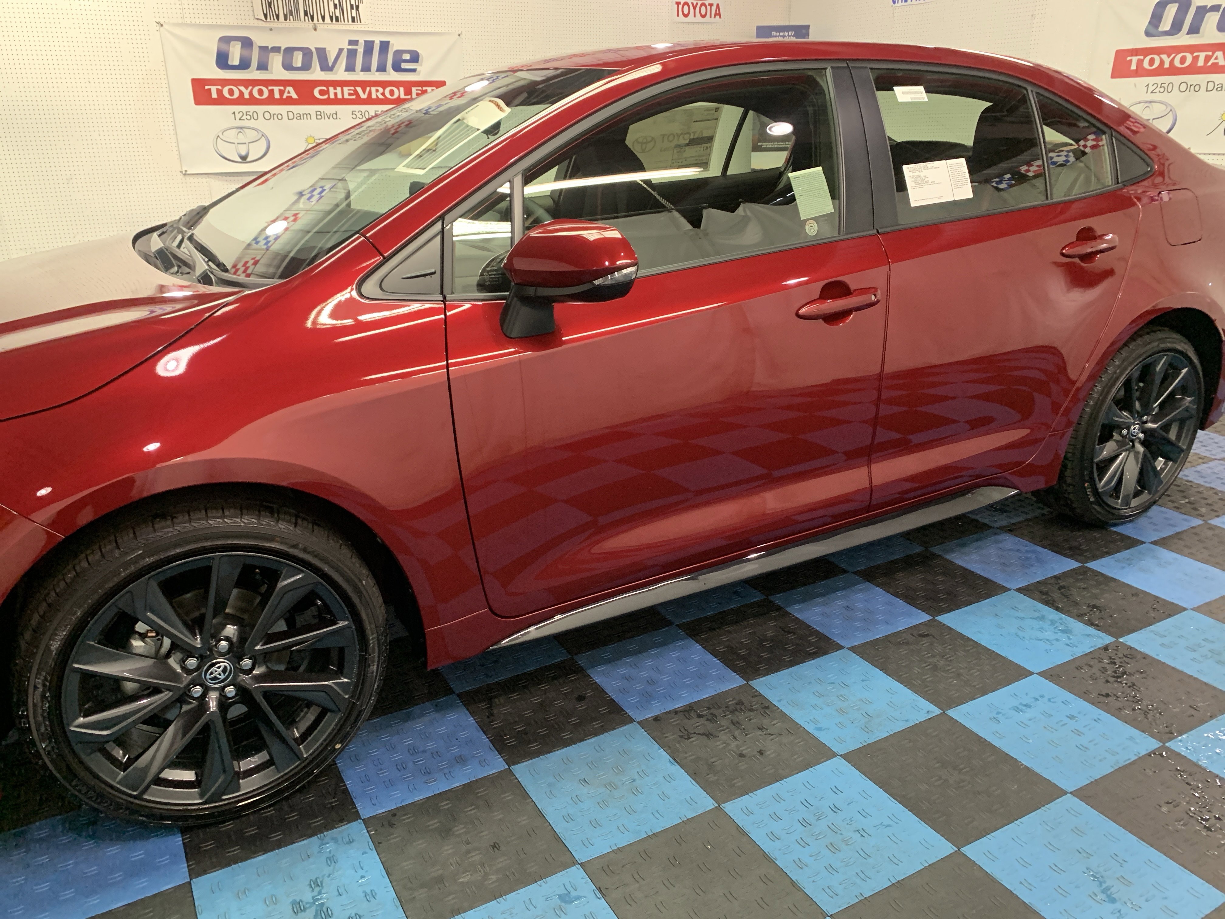 New 2026 Toyota Corolla SE w/ SE Premium Package image 2