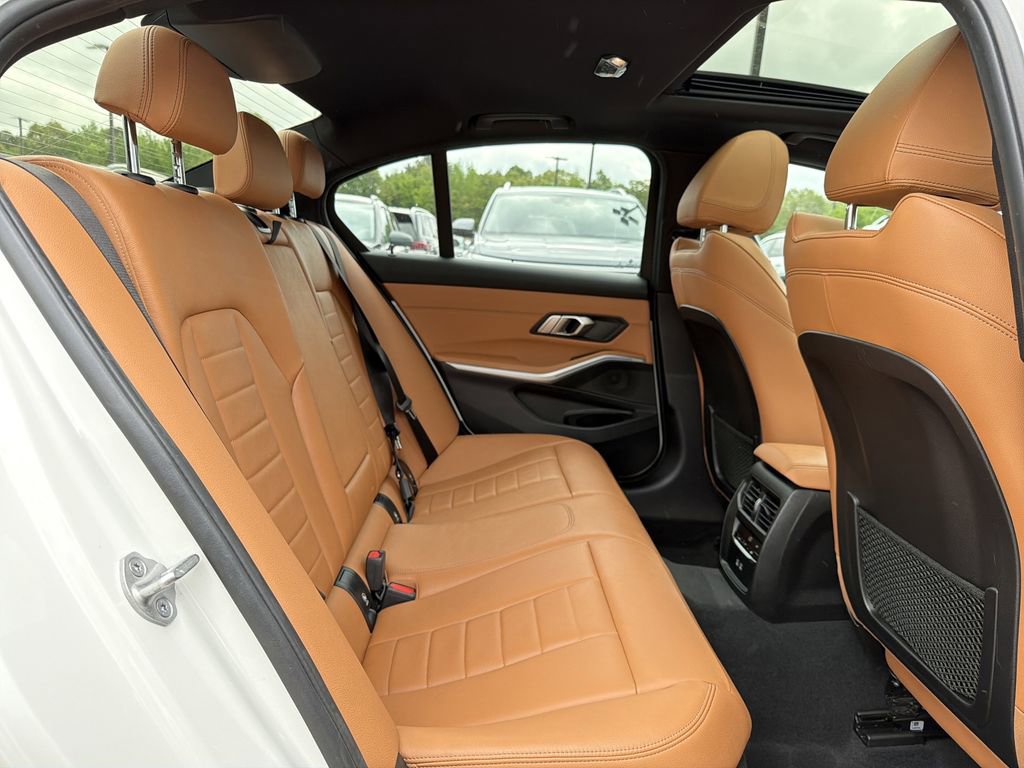 Used 2021 BMW 330i Sedan image 15