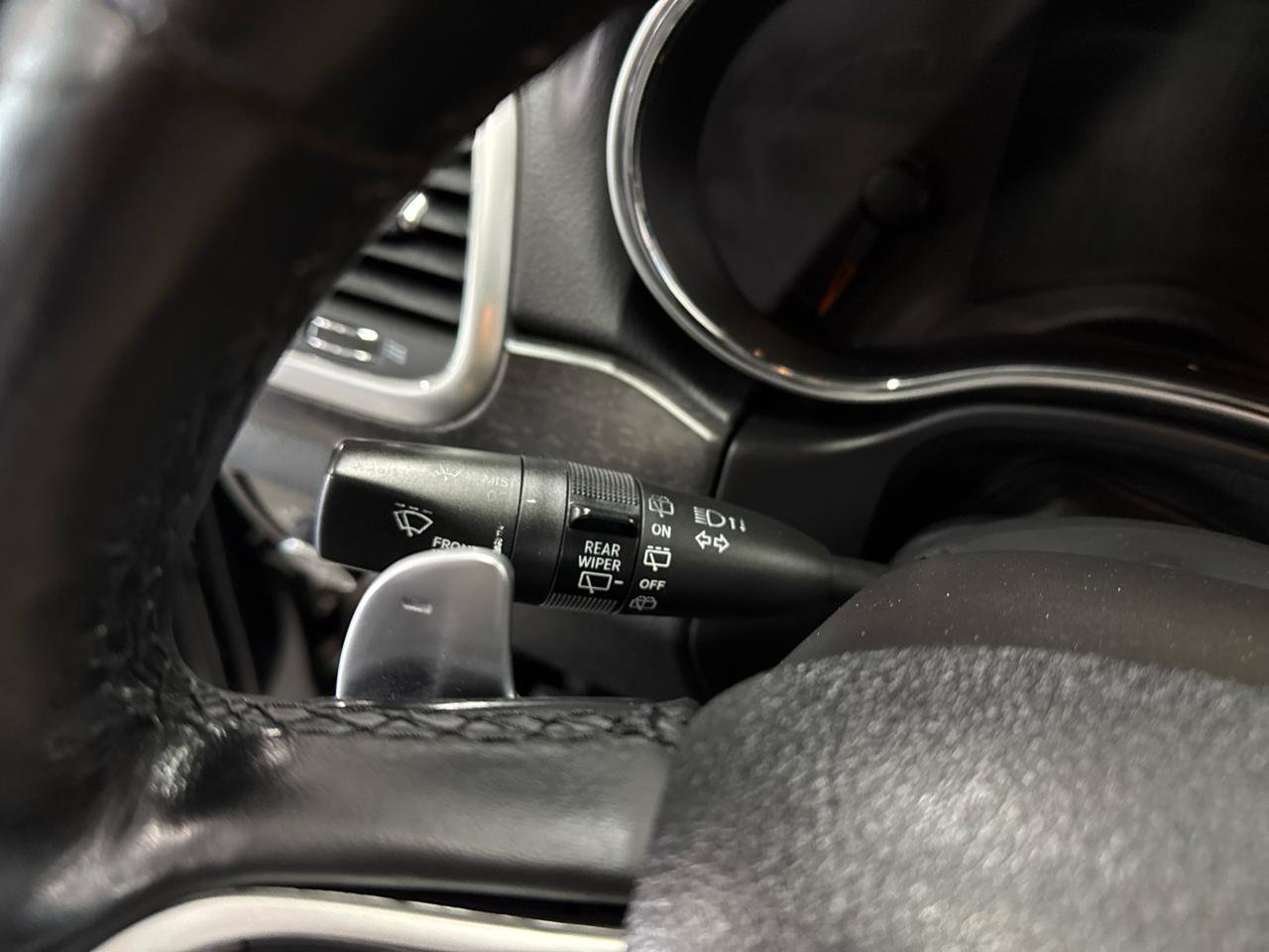 Used 2015 Jeep Grand Cherokee Altitude image 15