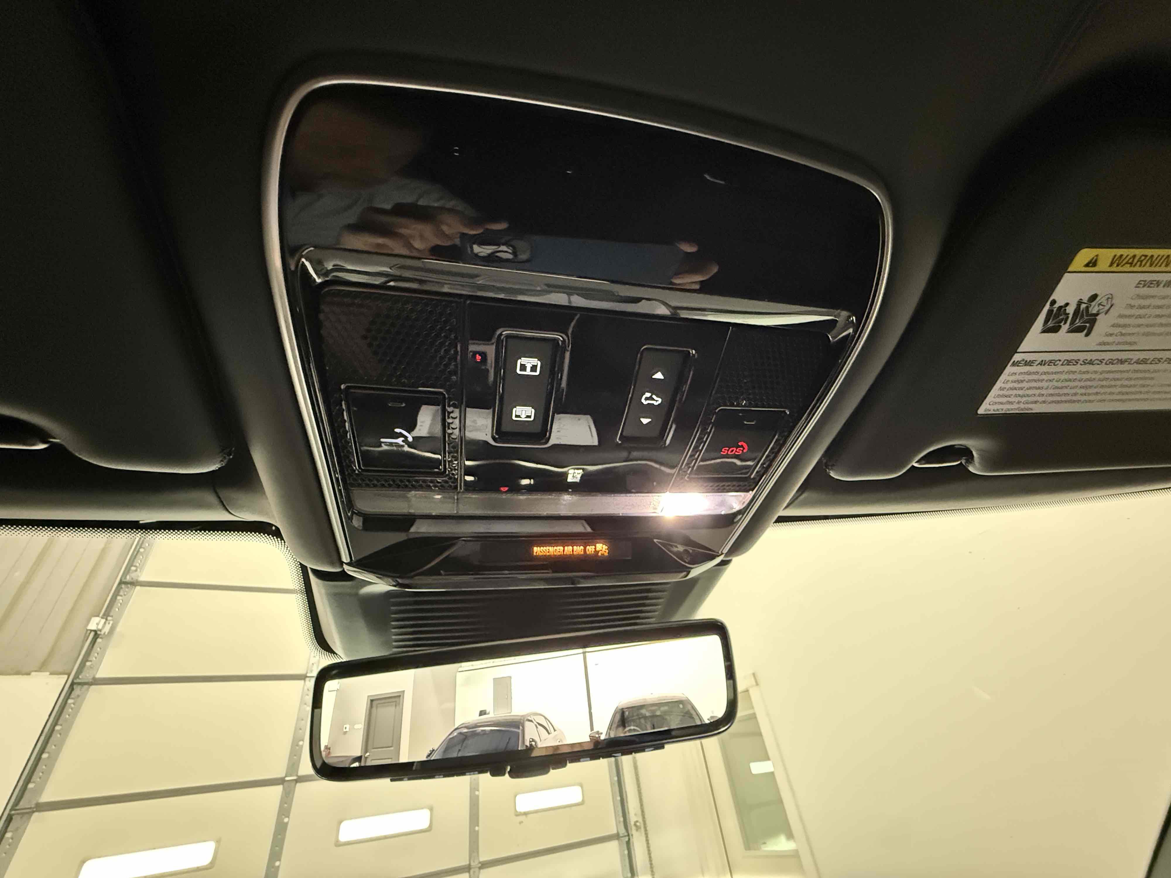 Used 2025 Land Rover Range Rover Long Wheelbase Autobiography image 41