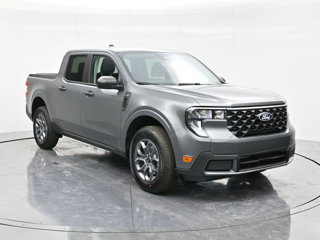 New 2025 Ford Maverick XLT w/ Equipment Group 301A
