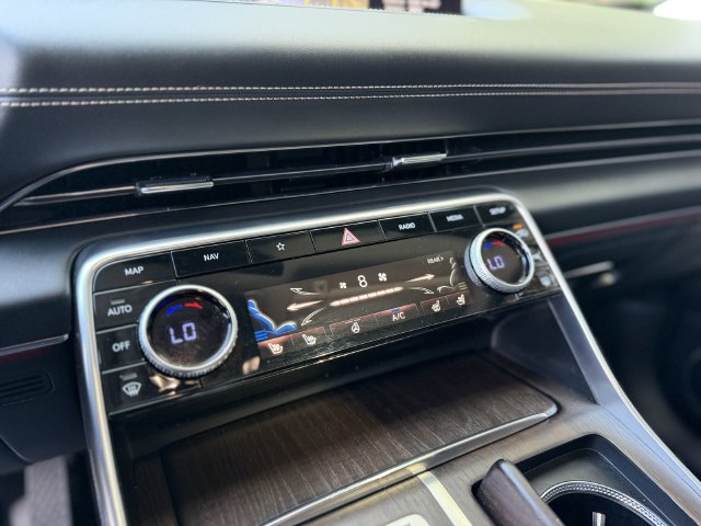 Used 2023 Genesis GV80 3.5T AWD/4WD image 22