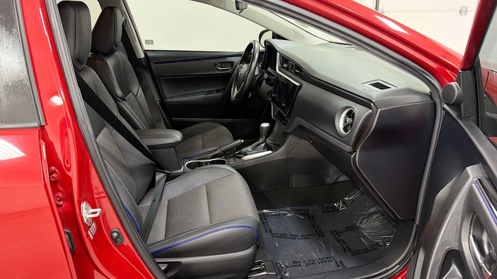 Certified 2019 Toyota Corolla SE FWD image 28
