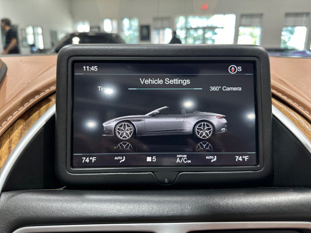 Used 2019 Aston Martin DB11 Volante RWD image 75