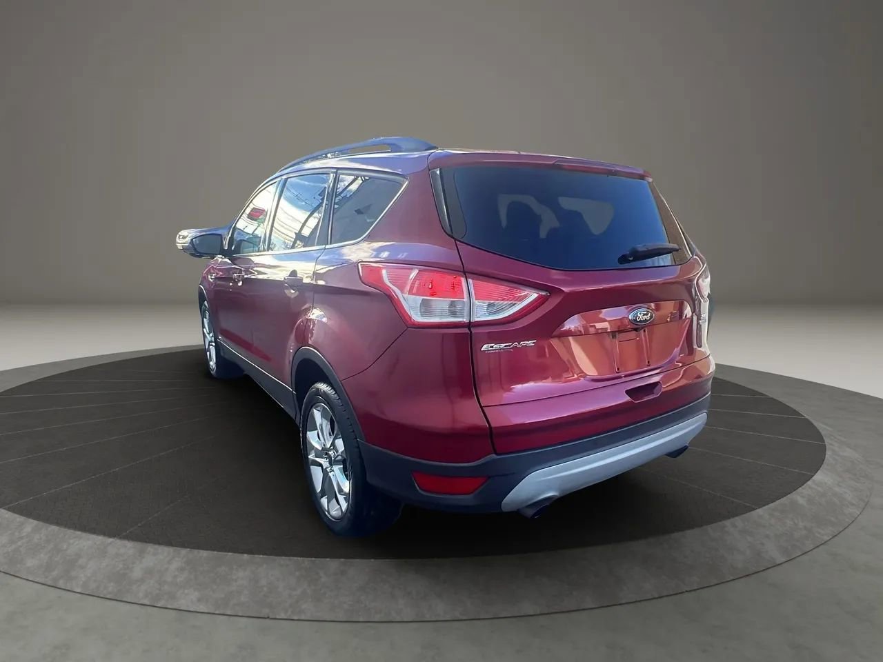 Used 2015 Ford Escape SE w/ Equipment Group 201A image 7