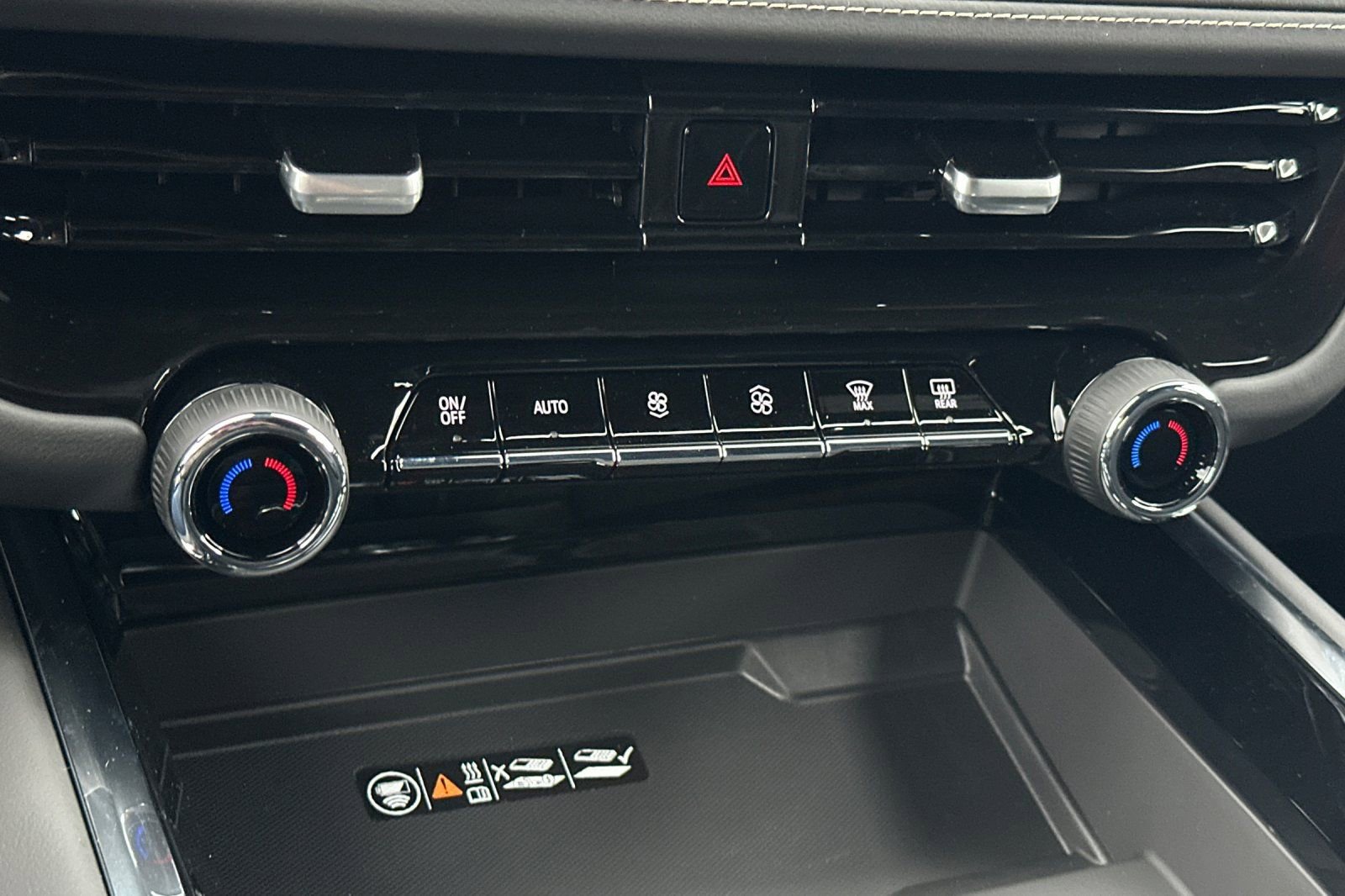 New 2026 Chevrolet Suburban Premier w/ Sun And Tow Package image 19