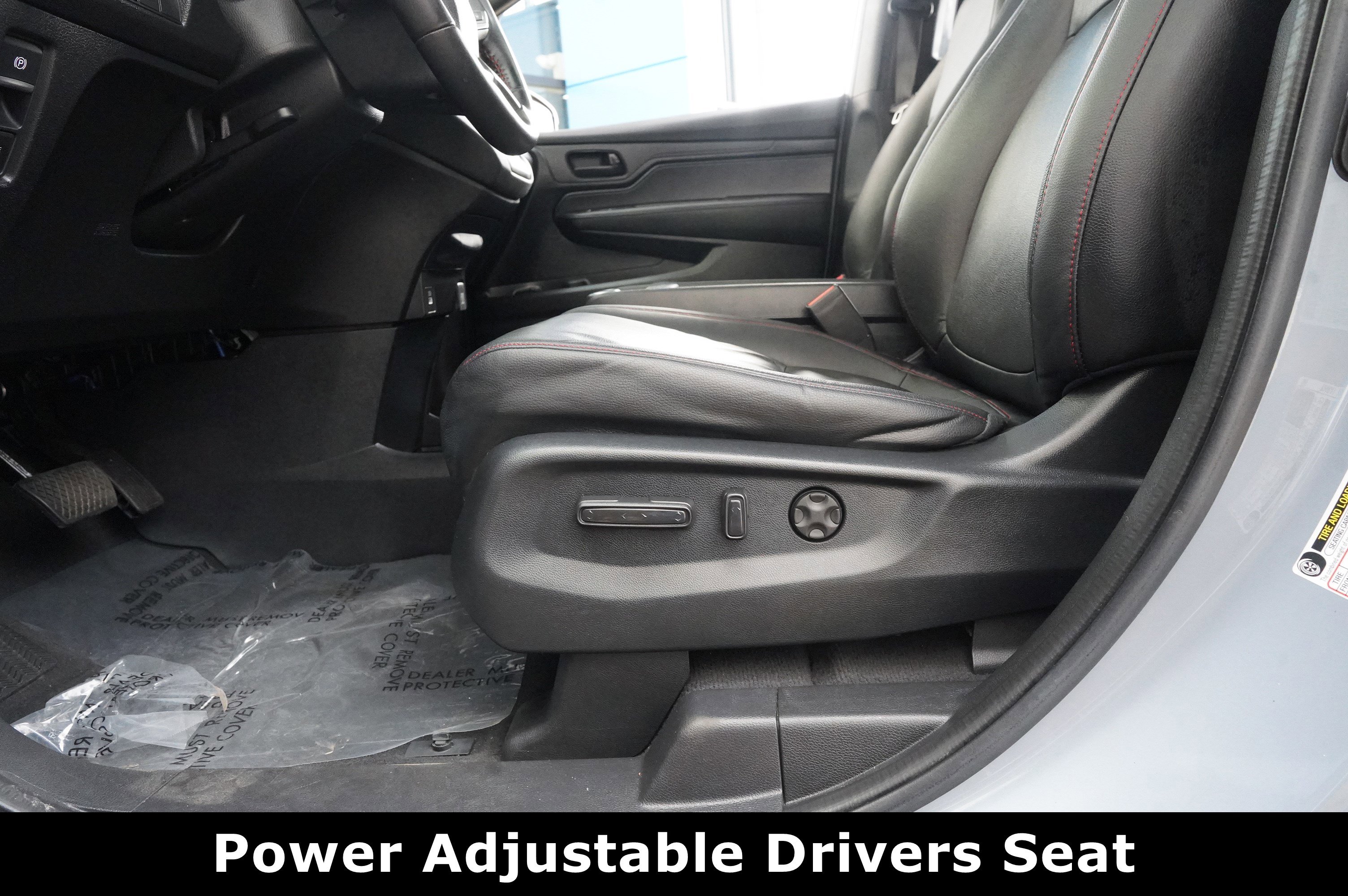 Used 2023 Honda Odyssey Sport image 12