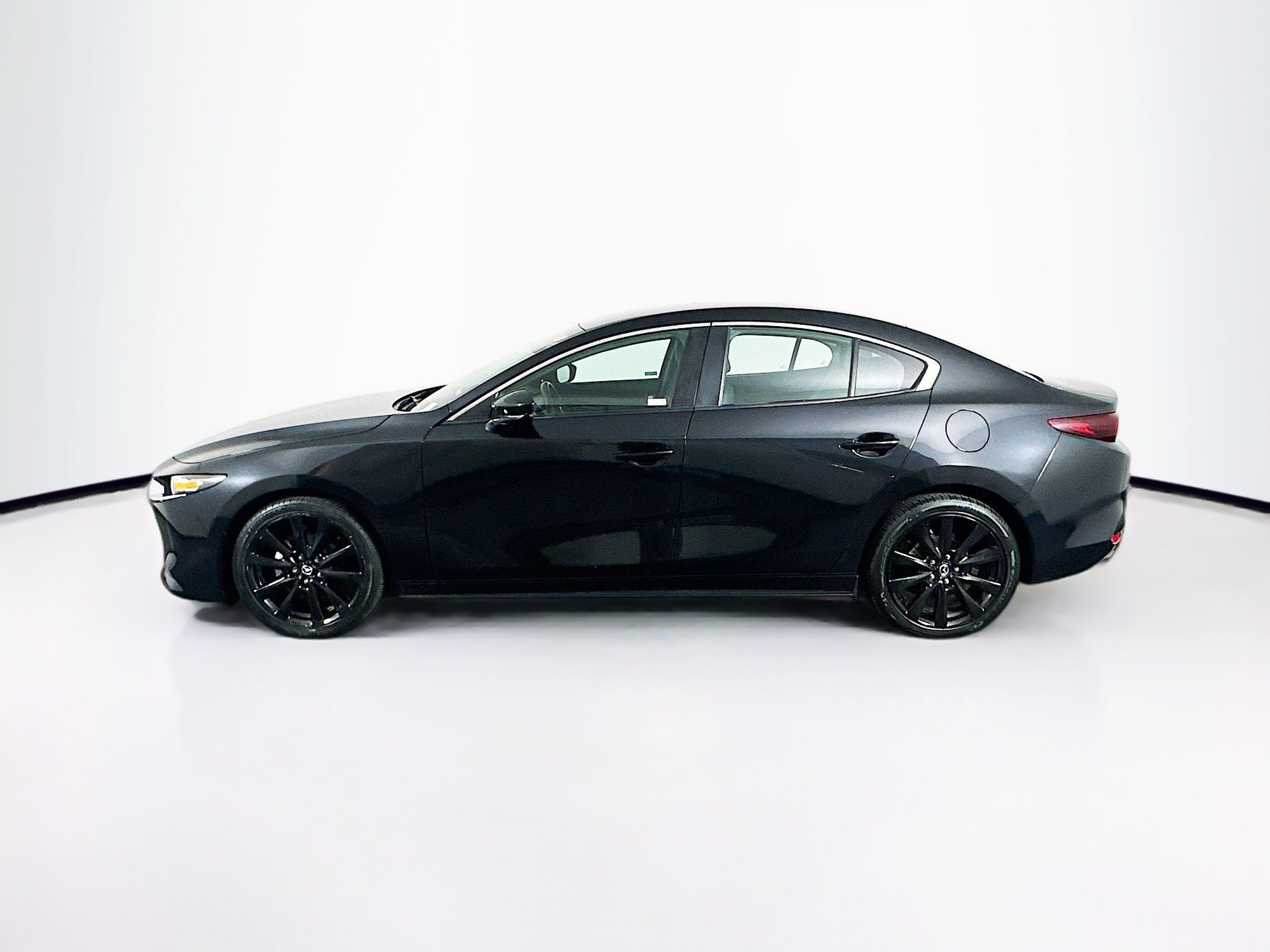 Used 2024 MAZDA MAZDA3 s FWD image 4