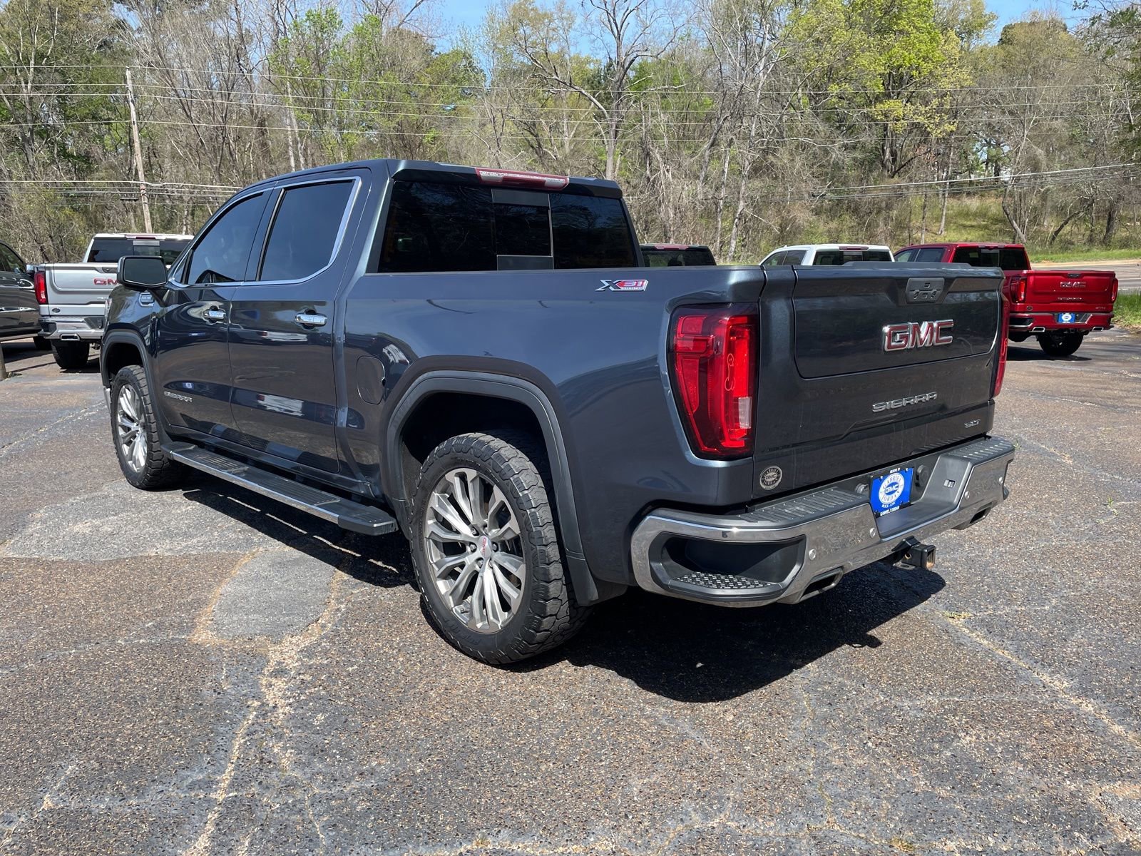 Used 2020 GMC Sierra 1500 SLT w/ SLT Premium Plus Package image 3