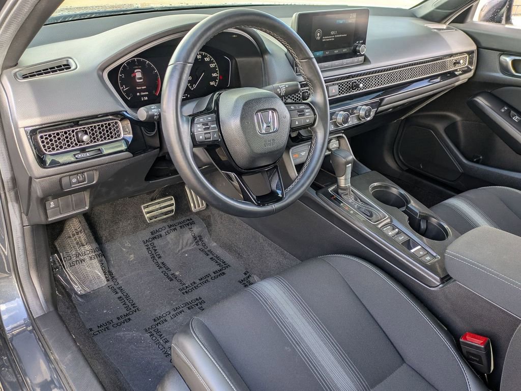 Used 2025 Honda Civic Sport image 14