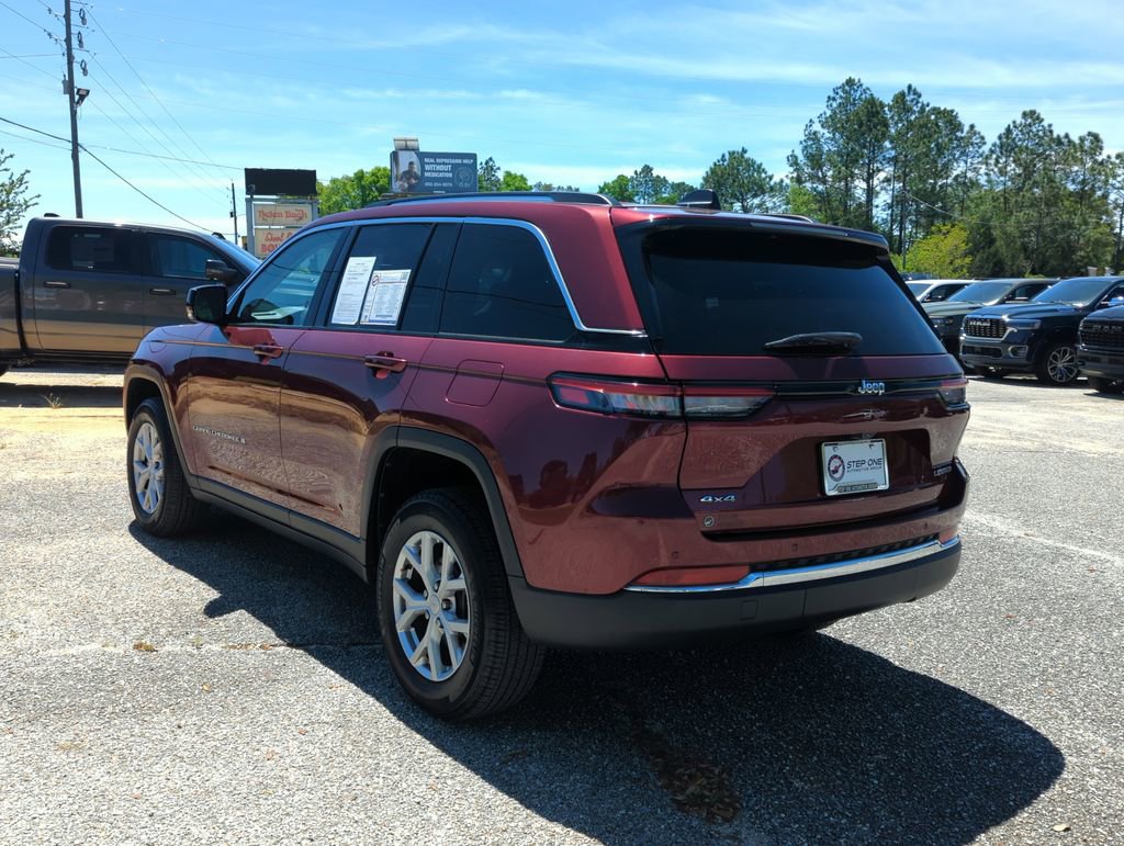 Used 2022 Jeep Grand Cherokee Limited image 7