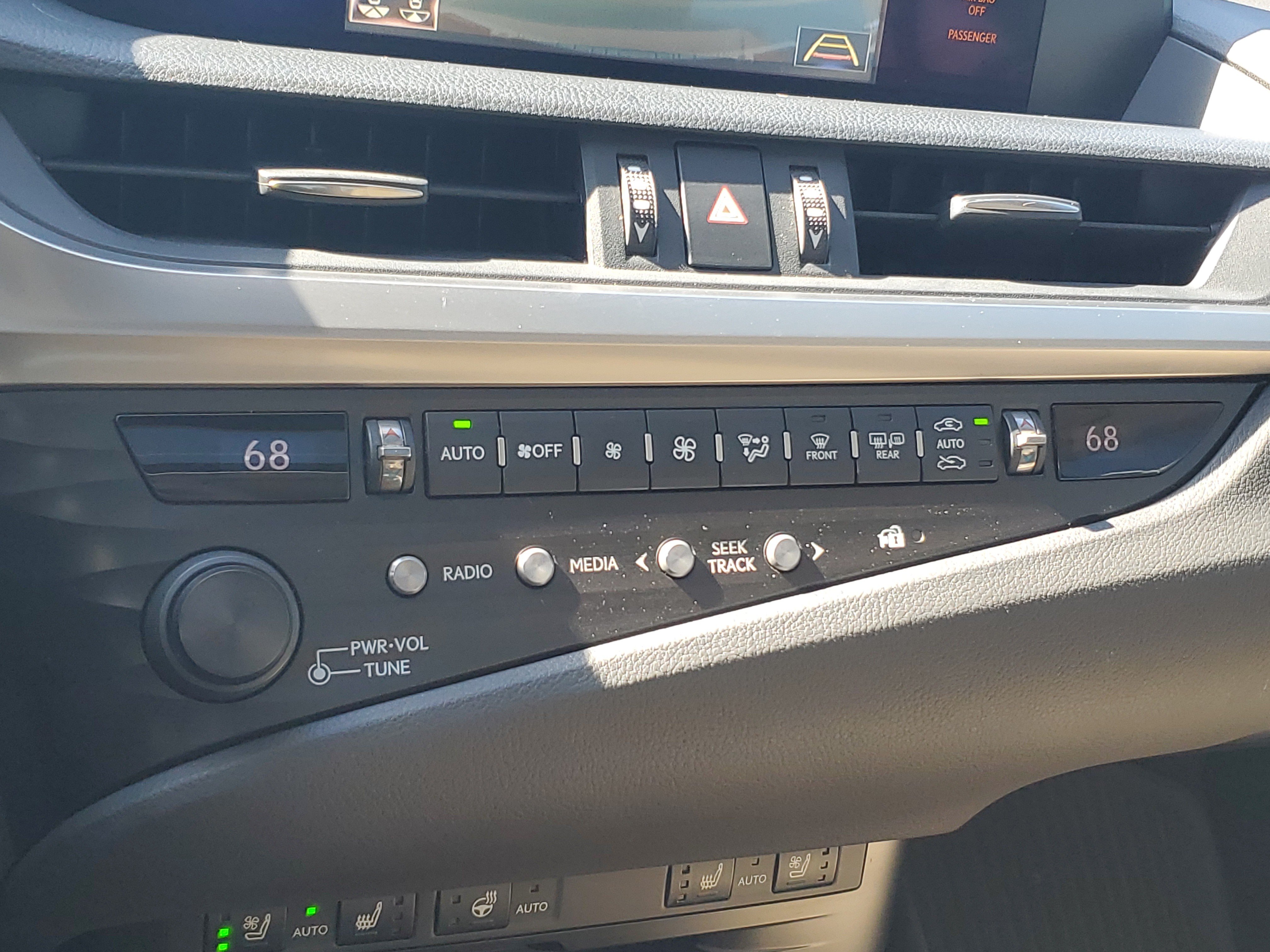 Used 2019 Lexus ES 350 w/ Premium Package FWD image 26