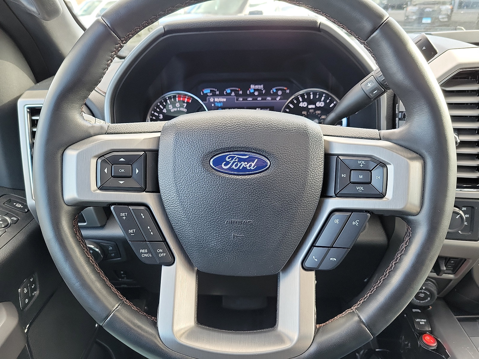 Used 2021 Ford F250 Platinum w/ FX4 Off-Road Package AWD/4WD image 19
