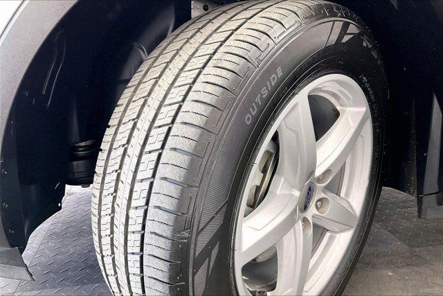 Used 2018 Ford Explorer FWD image 32