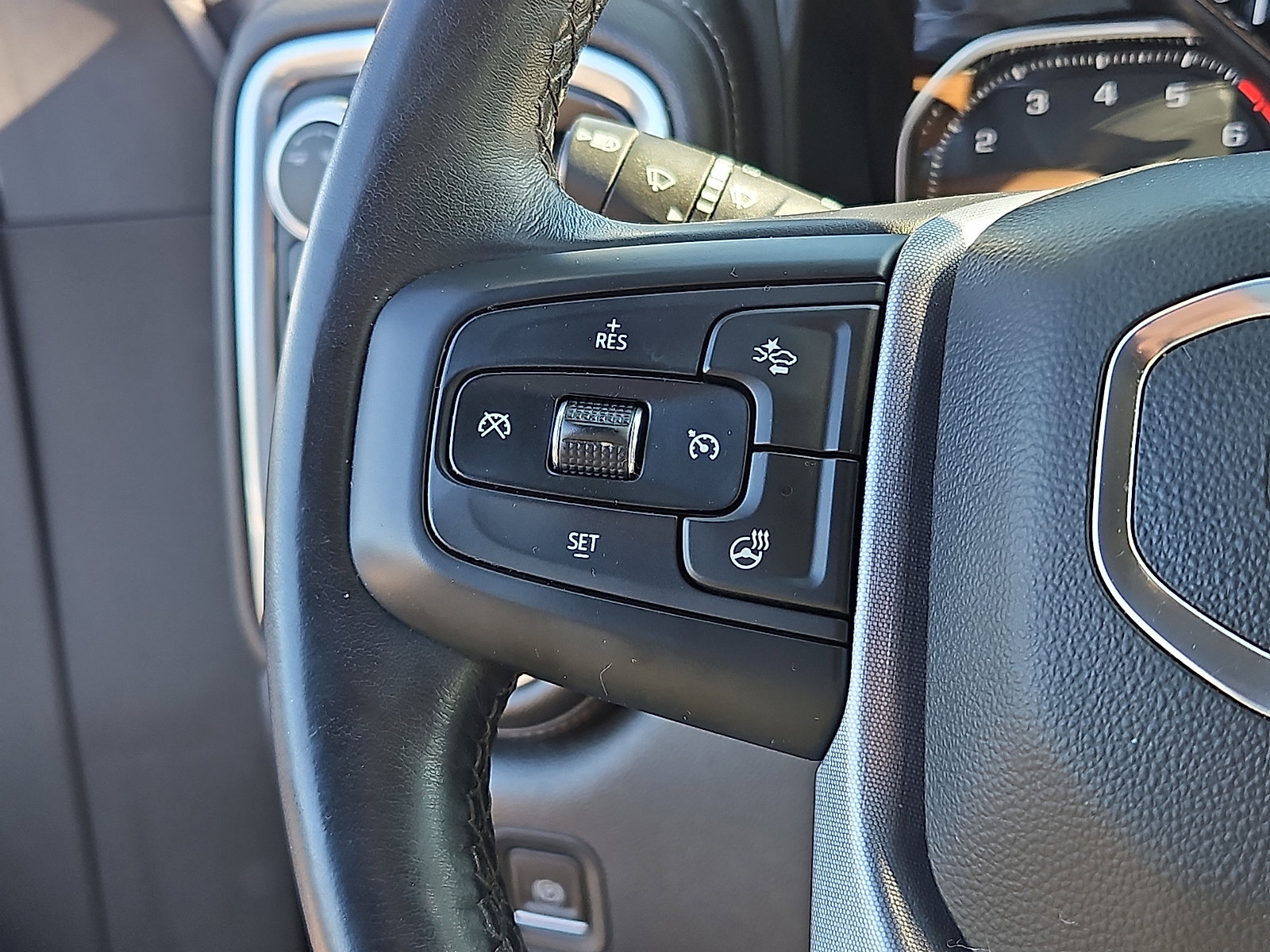 Used 2022 GMC Sierra 1500 SLT w/ SLT Premium Plus Package AWD/4WD image 21