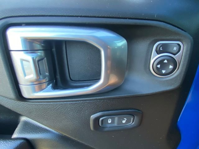 Used 2023 Jeep Gladiator Sport AWD/4WD image 18