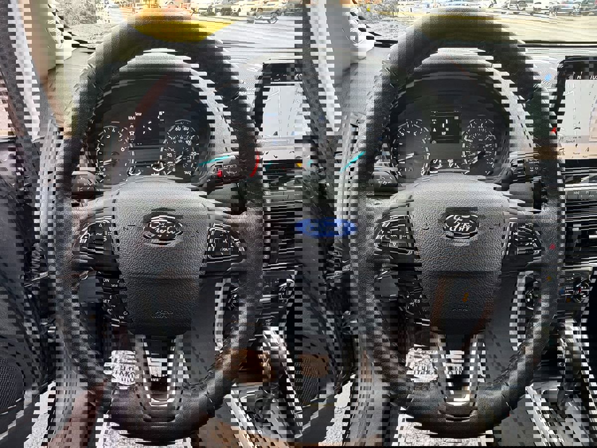 Used 2018 Ford EcoSport Titanium w/ Titanium Cold Weather Package image 20