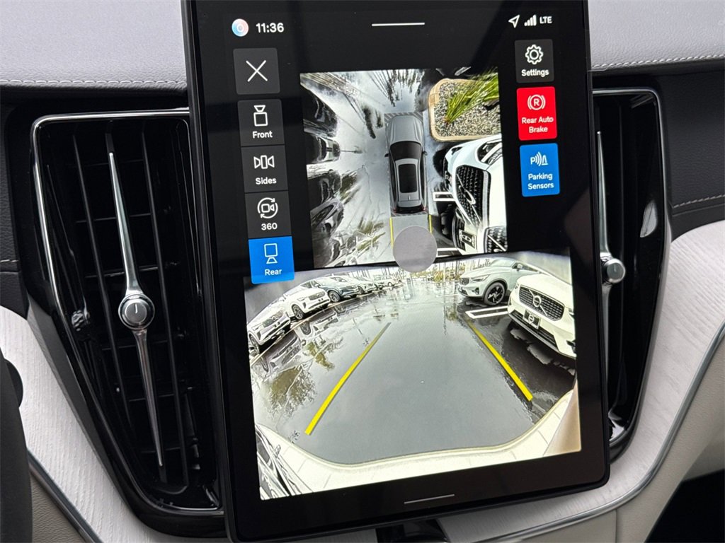 New 2026 Volvo XC60 T8 Ultra w/ Climate Package image 19