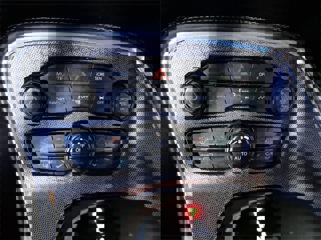 Used 2017 Dodge Challenger SXT Plus image 24