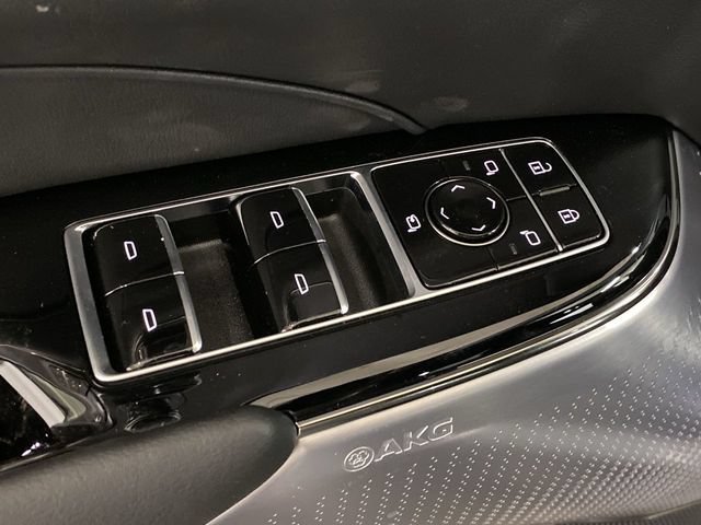 New 2025 Cadillac Lyriq Sport AWD/4WD image 17