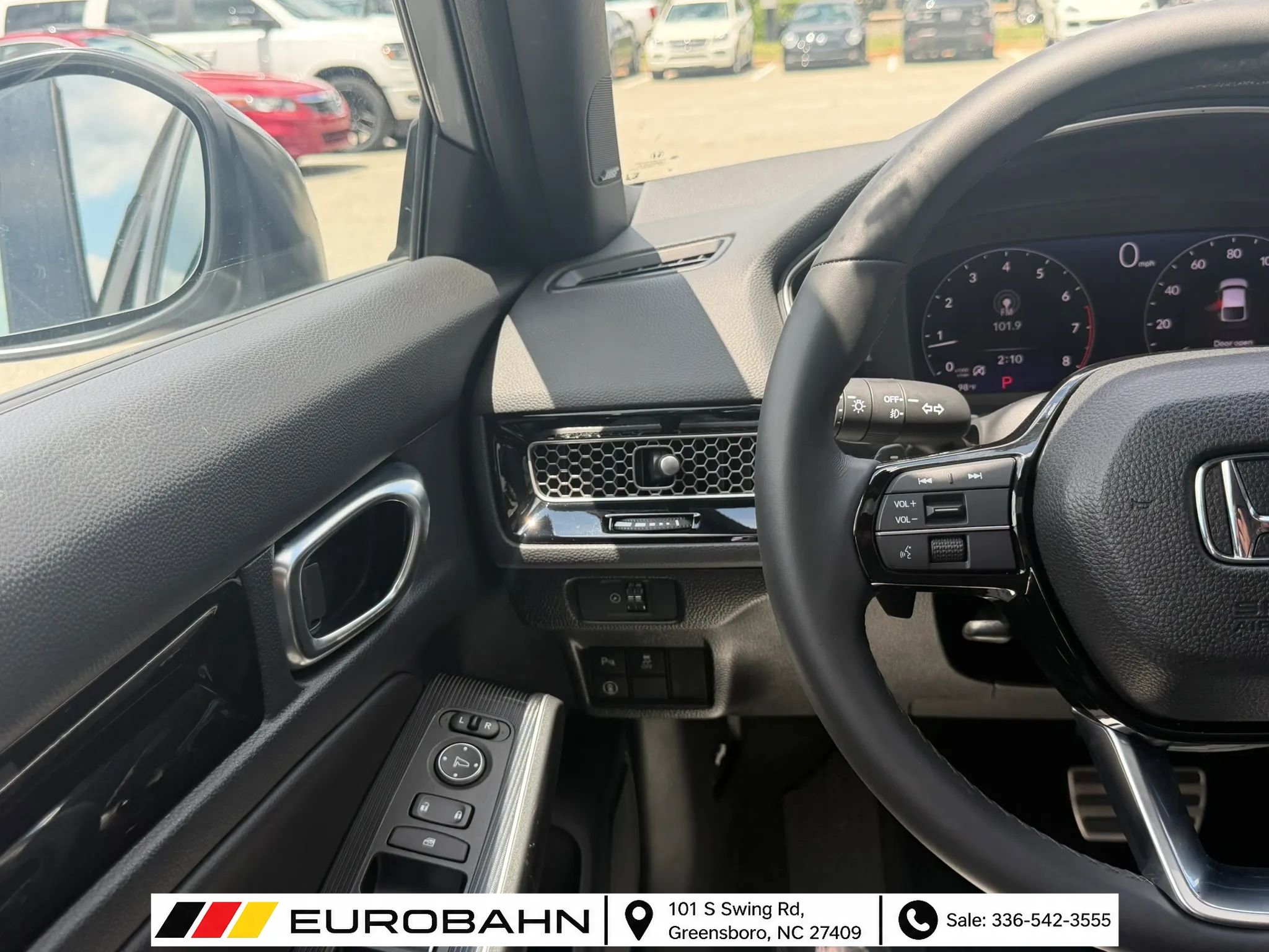Used 2022 Honda Civic Sport Touring image 9