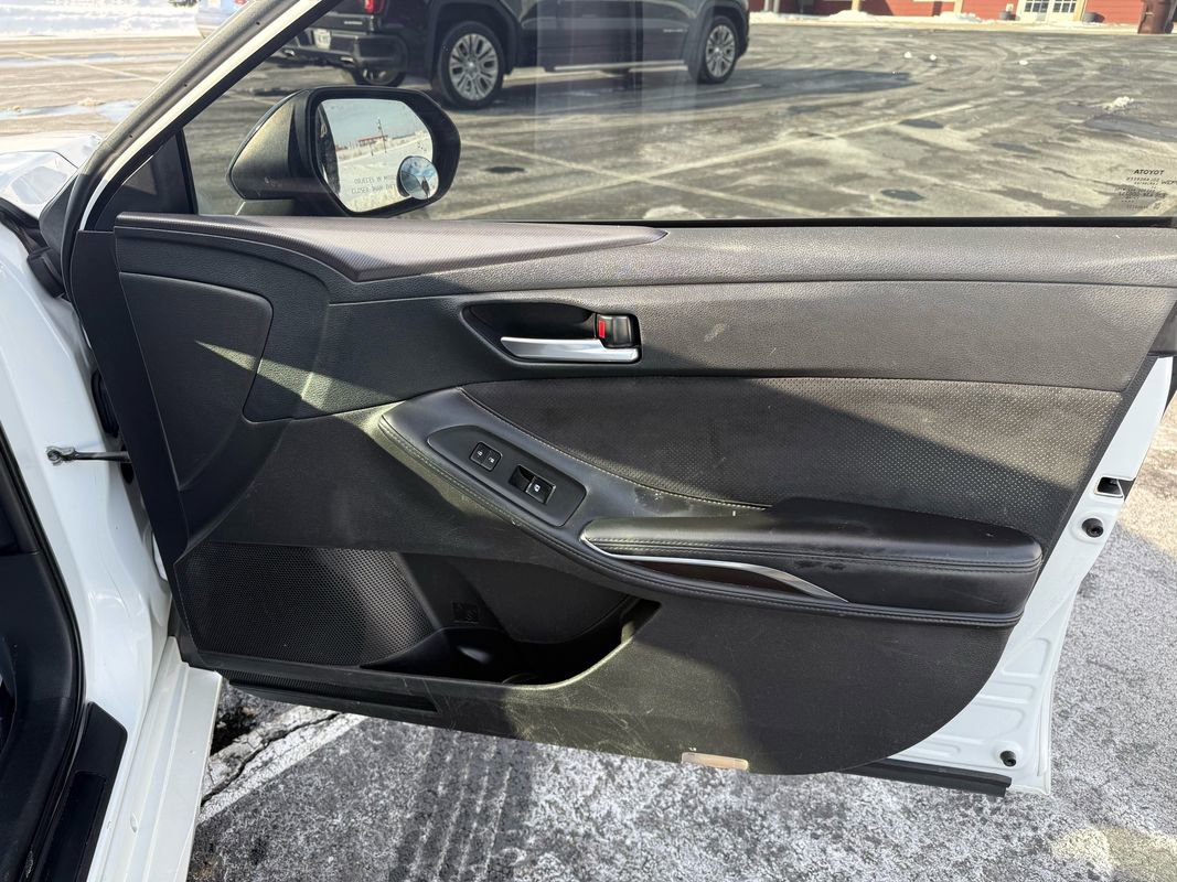 Used 2019 Toyota Avalon XSE image 15
