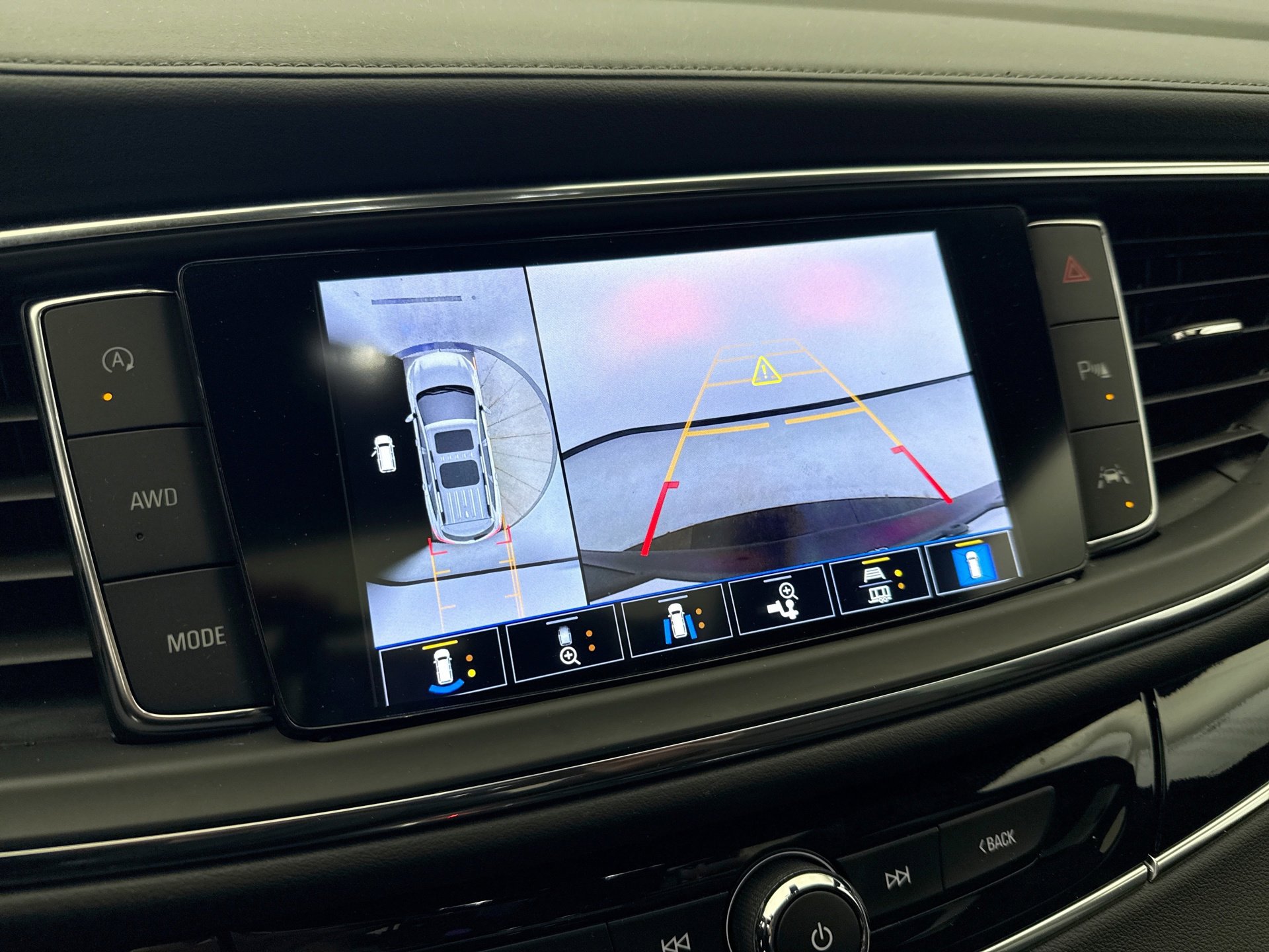 Used 2024 Buick Enclave Avenir w/ Trailering Package, 5000 lbs. image 16