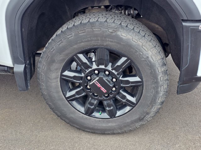 Used 2024 GMC Sierra 2500 AT4 w/ AT4 Premium Plus Package AWD/4WD image 6