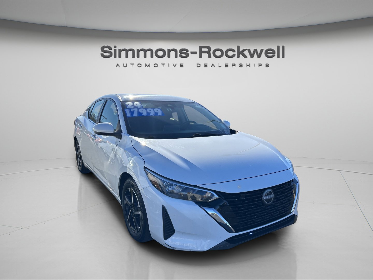 Used 2024 Nissan Sentra SV image 2