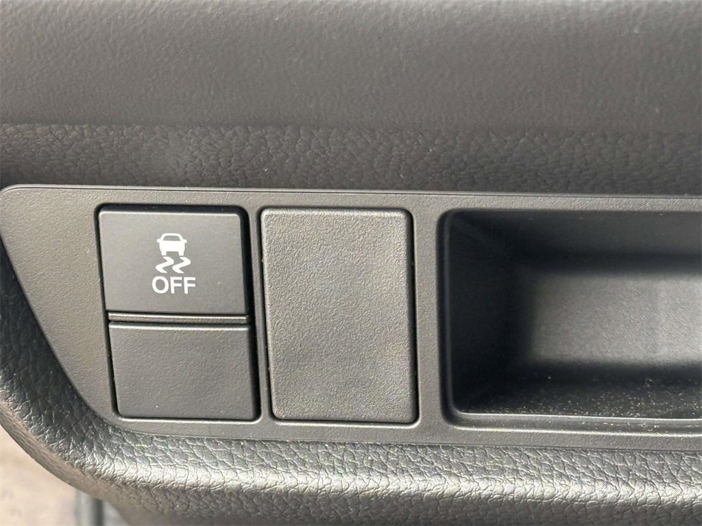 Used 2023 Honda HR-V EX-L image 25