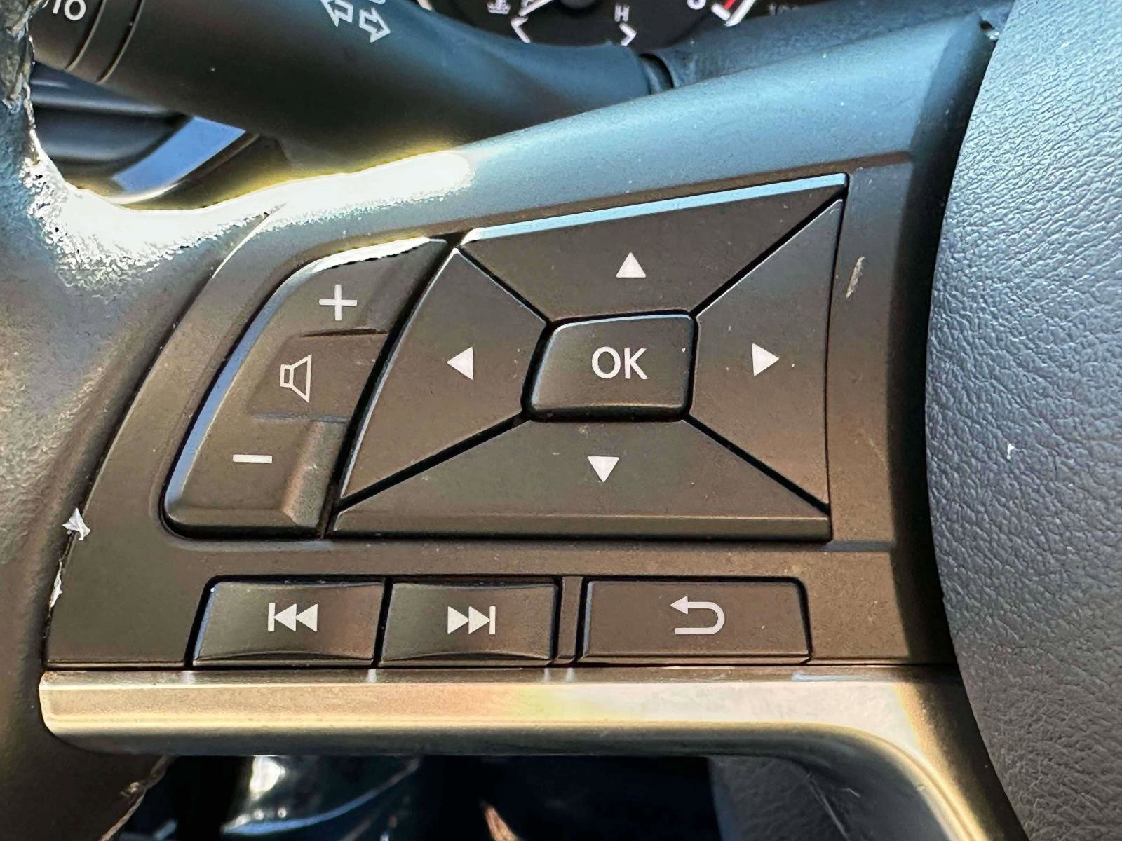 Used 2023 Nissan Sentra SV w/ All-Weather Package image 18