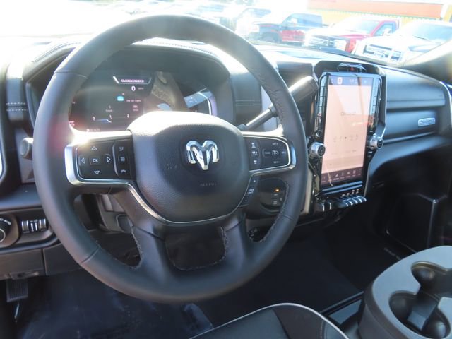 Used 2025 RAM 3500 Laramie AWD/4WD image 16