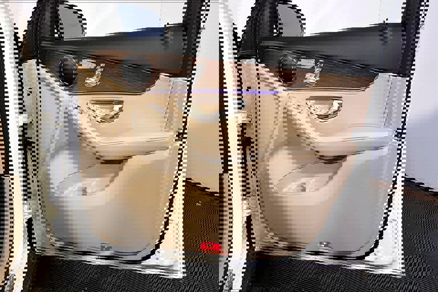 Certified 2022 Mercedes-Benz GLC 300 4MATIC image 23