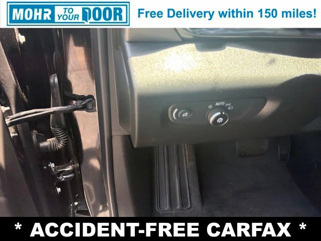 Used 2022 Chevrolet Traverse LT FWD image 18