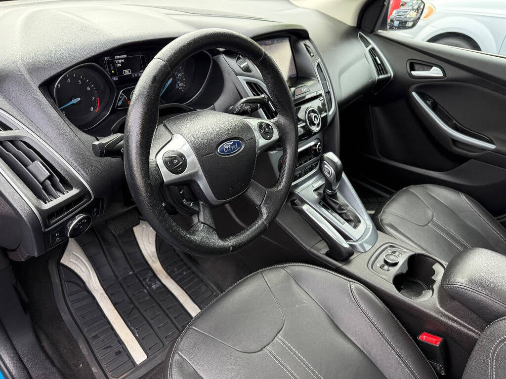 Used 2014 Ford Focus Titanium image 16