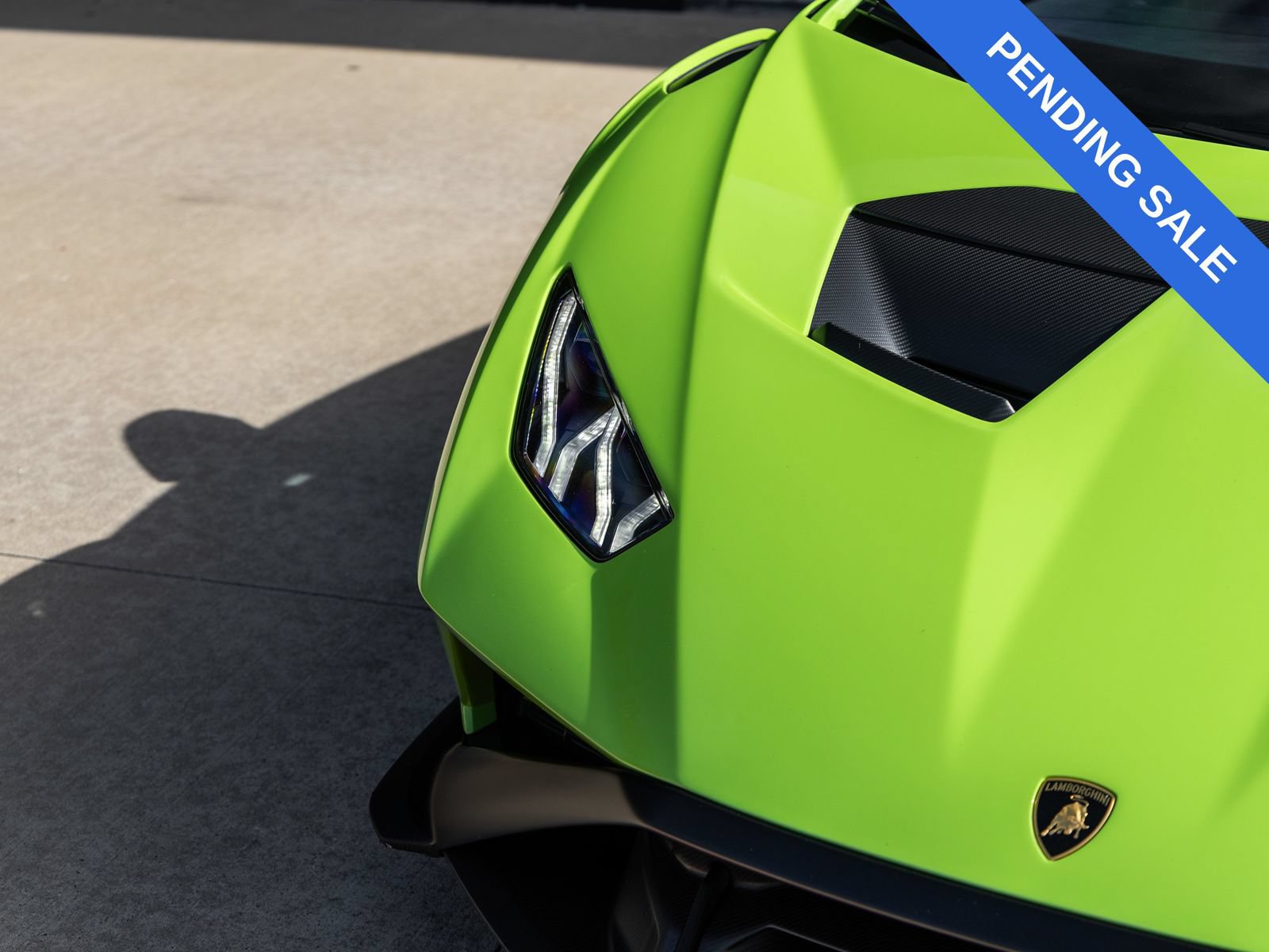 Used 2023 Lamborghini Huracan STO RWD image 34