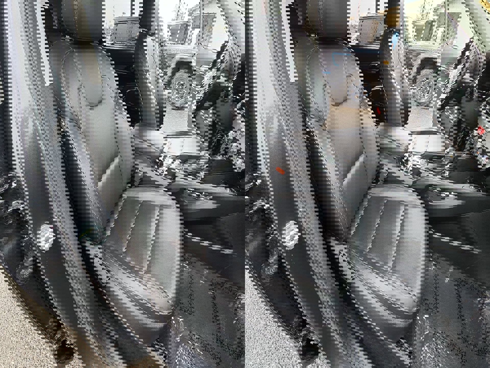 Used 2020 Kia Telluride S w/ S 8 Passenger Seating Package image 26