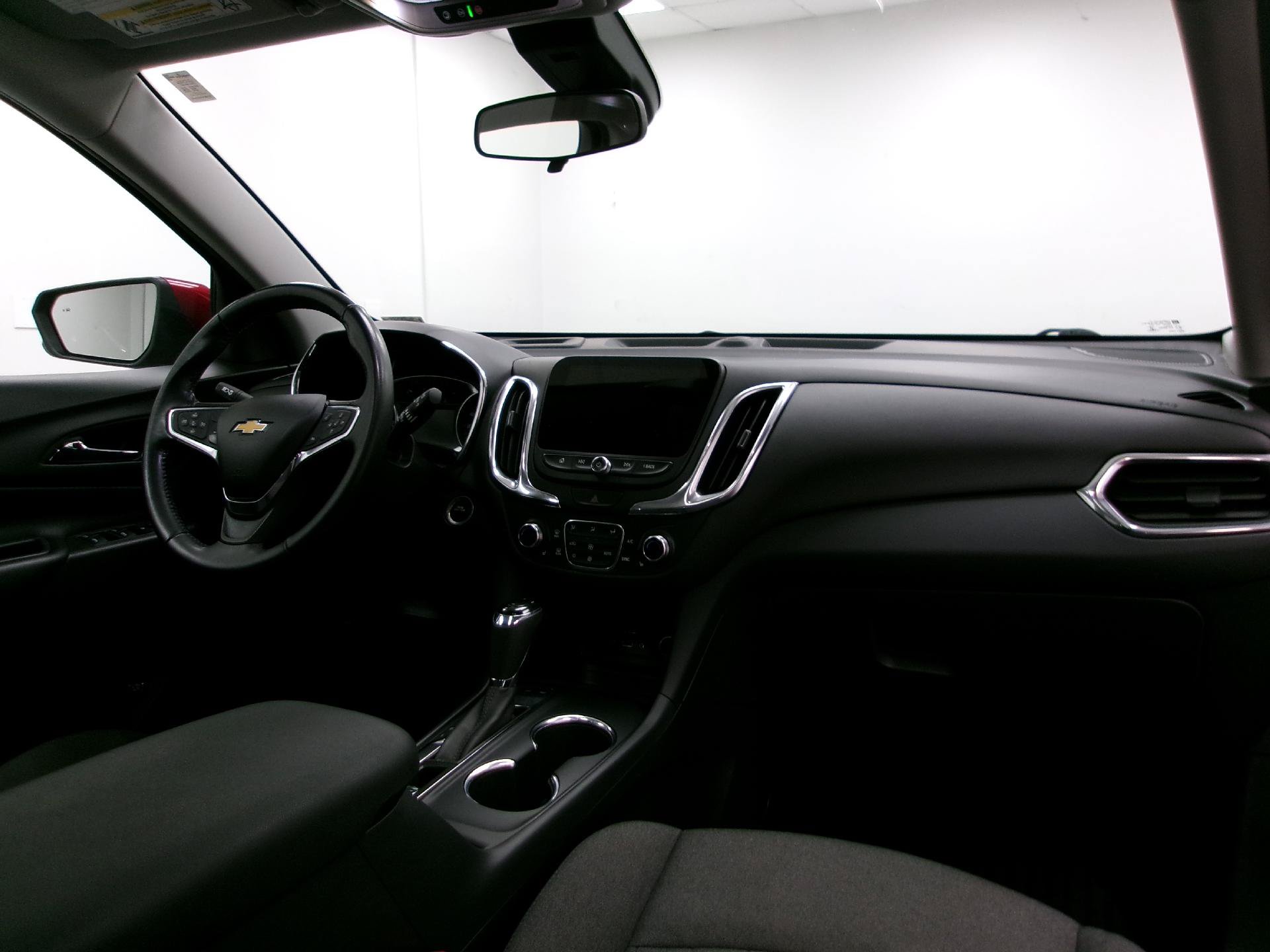 Used 2020 Chevrolet Equinox LT AWD/4WD image 3
