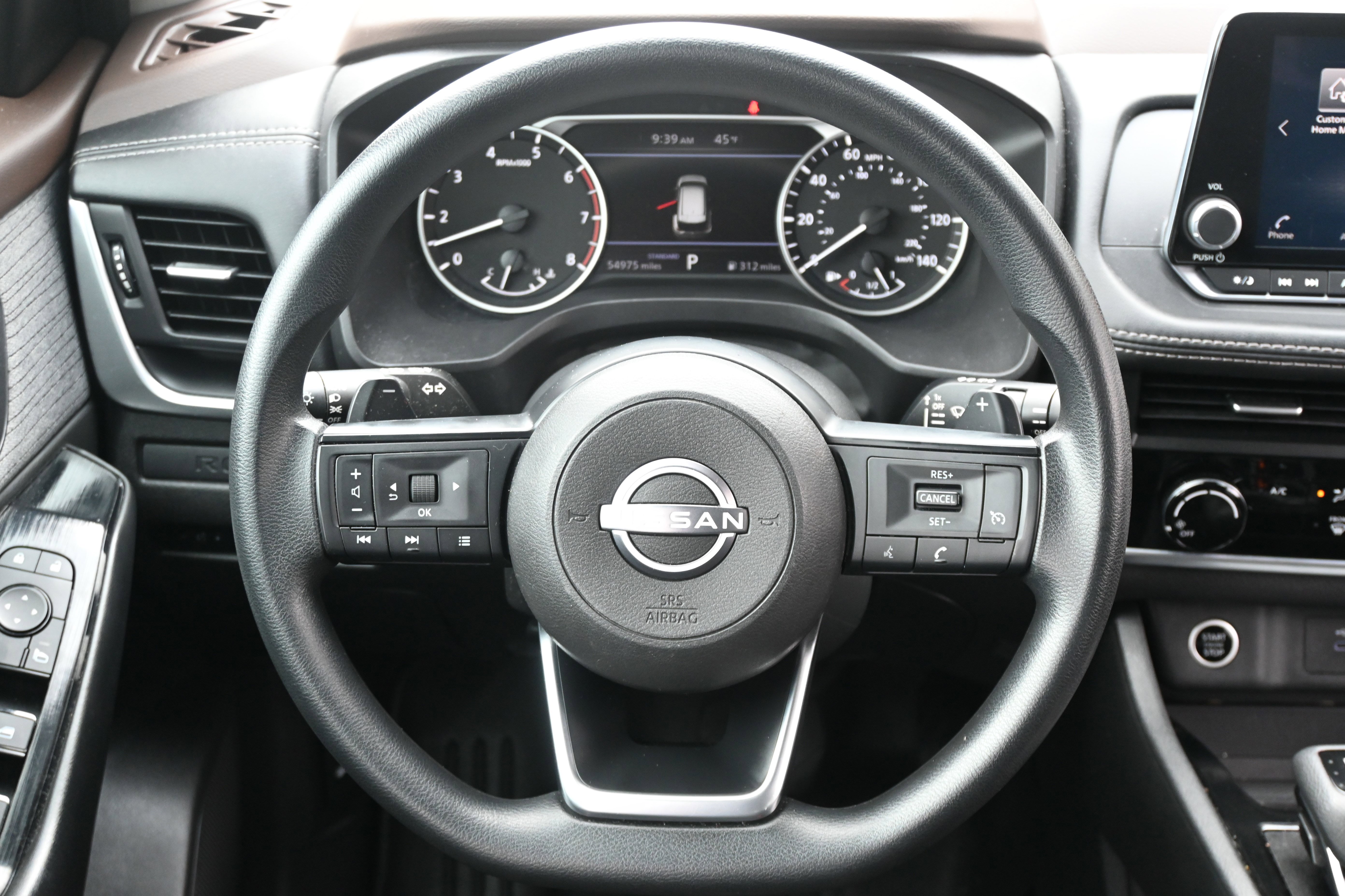 Used 2023 Nissan Rogue S image 17