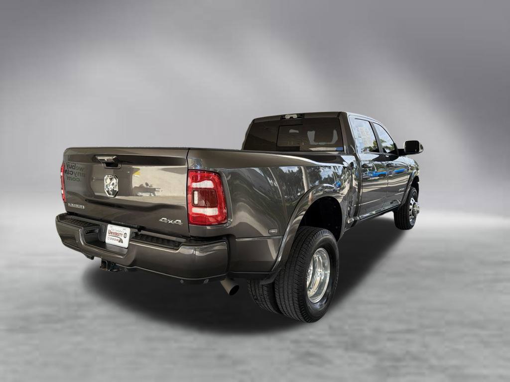 Used 2022 RAM 3500 Laramie AWD/4WD image 3