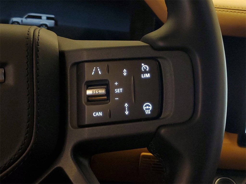 Used 2024 Land Rover Defender 130 X image 17