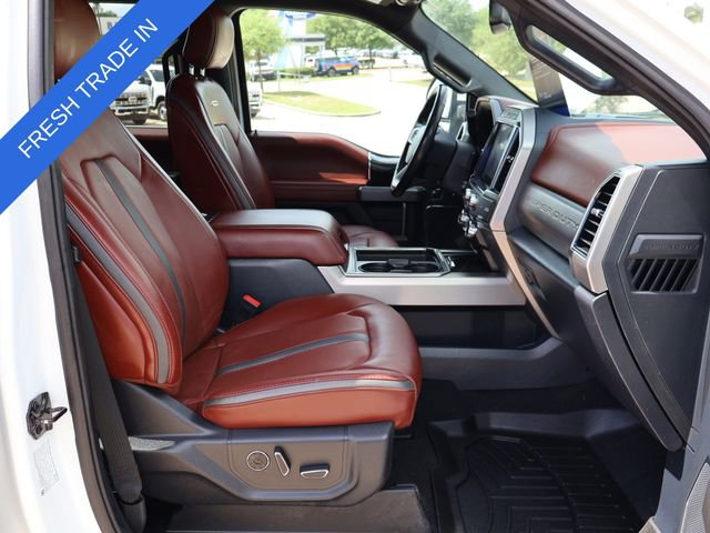 Certified 2022 Ford F250 Platinum w/ FX4 Off-Road Package image 16