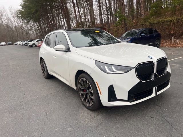Used 2025 BMW X3 xDrive30i w/ Premium Package image 3