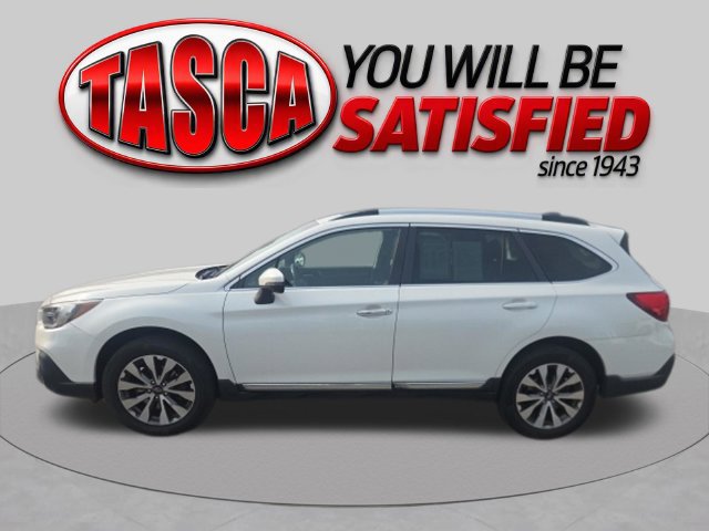 Used 2019 Subaru Outback 2.5i Touring AWD/4WD image 2