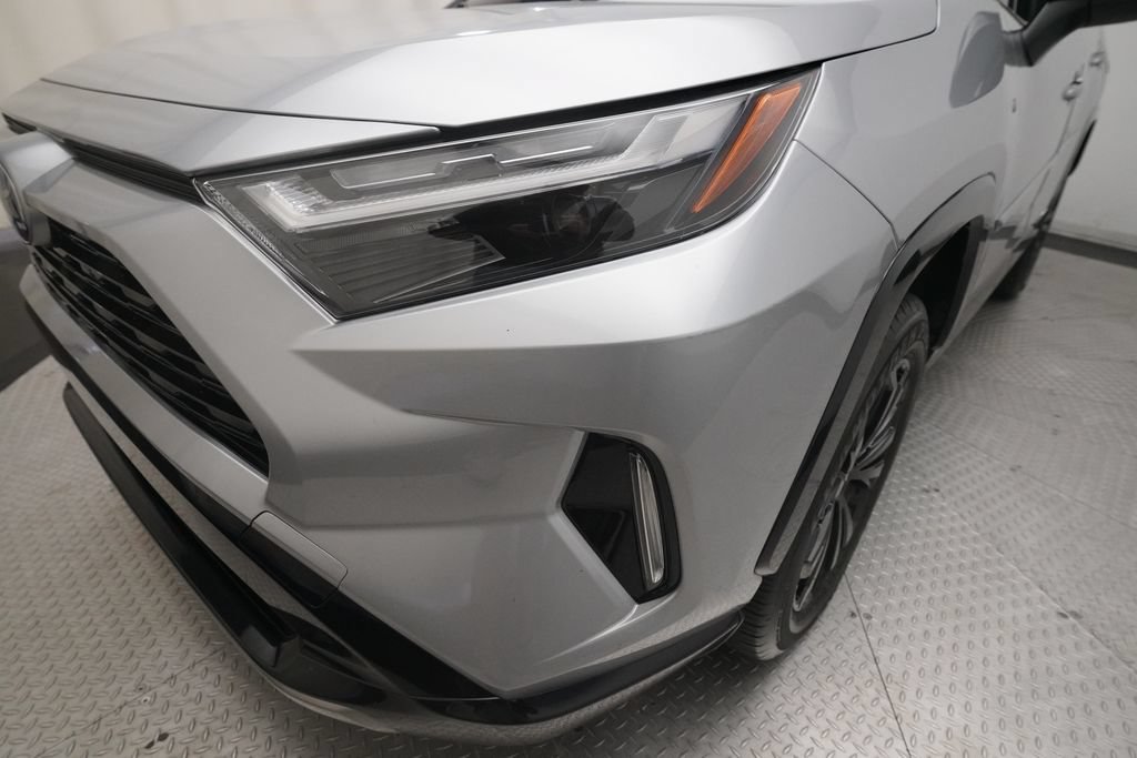 Used 2022 Toyota RAV4 XSE w/ XSE Grade Weather Package AWD/4WD image 23