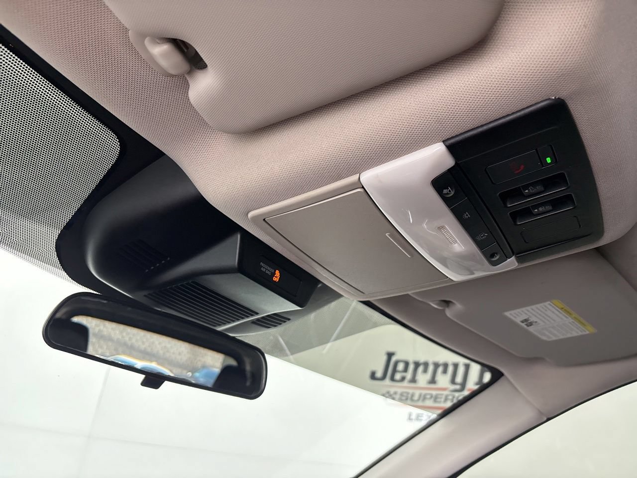Used 2021 Nissan Rogue SV w/ Premium Package FWD image 21