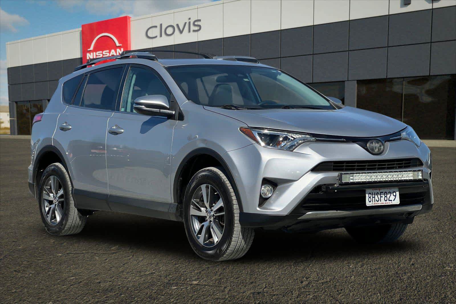 Used 2018 Toyota RAV4 XLE FWD image 10
