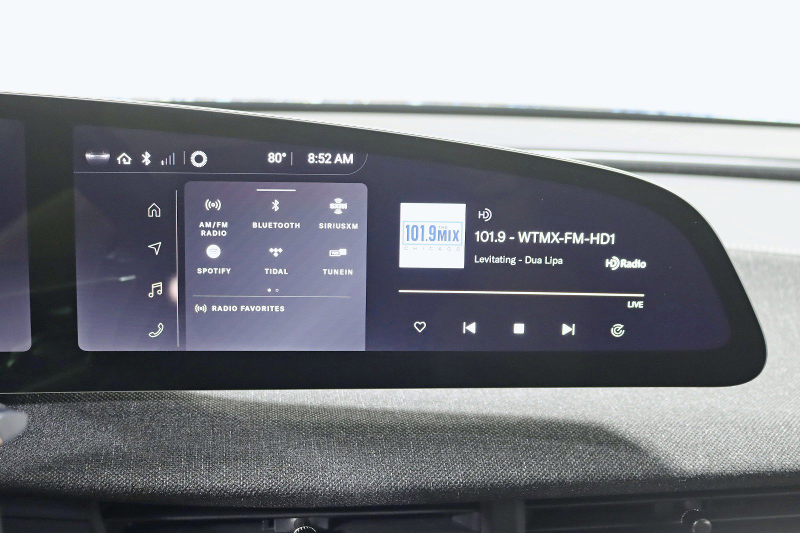 Used 2025 Lucid Air Pure image 22