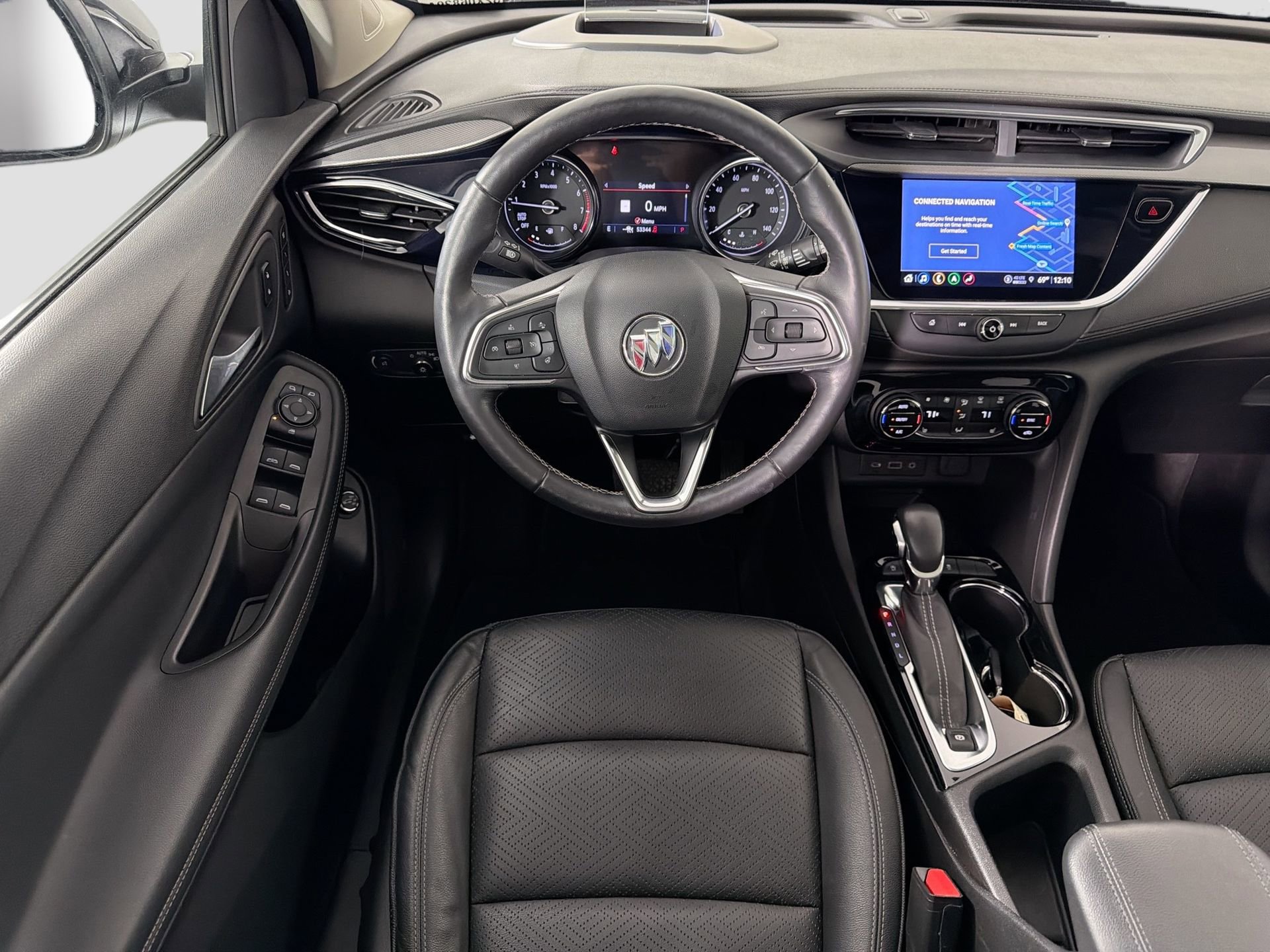 Used 2021 Buick Encore GX Essence w/ Advanced Technology Package image 27